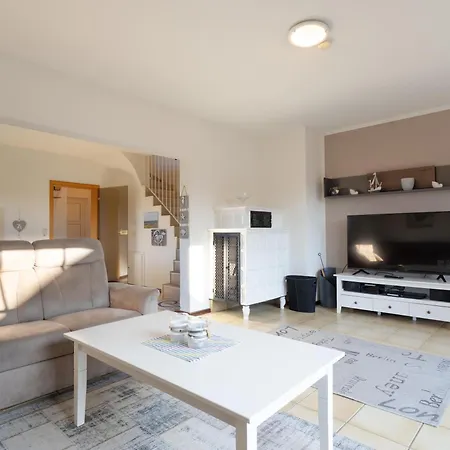 بيت للعطل Gundelsby *