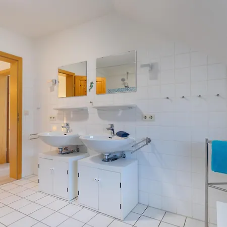 Gundelsby Hasselberg (Schleswig-Holstein)