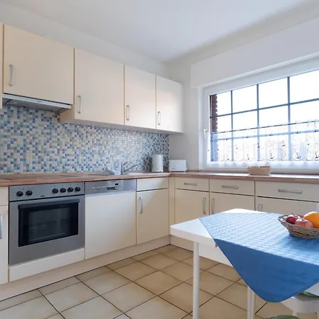 Gundelsby * Hasselberg (Schleswig-Holstein)